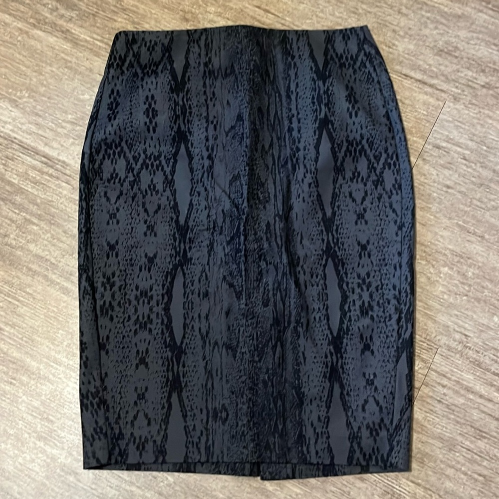 Banana Republic tight pencil skirt